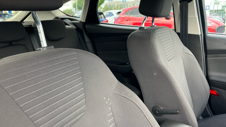 Ford Focus 1.5 TDCi 120 Titanium Navigation 5dr Diesel Hatchback